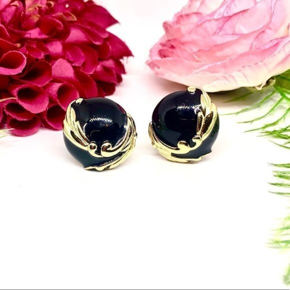 VINTAGE⚜️RARE NAPIER Baroque Black Clip Earrings